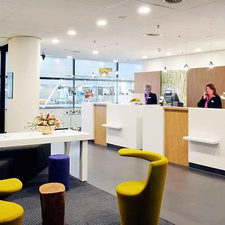 Mercure Schiphol Terminal Hotel 3*