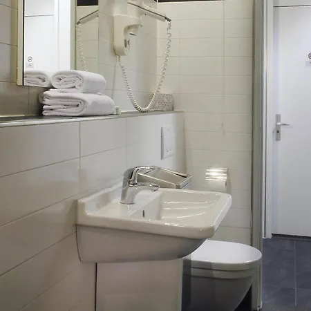 Mercure Schiphol Terminal Hotel