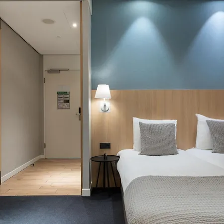 Hotel Mercure Schiphol Terminal 3*