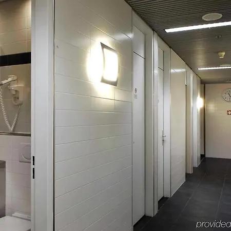 Hotel Mercure Schiphol Terminal 3*