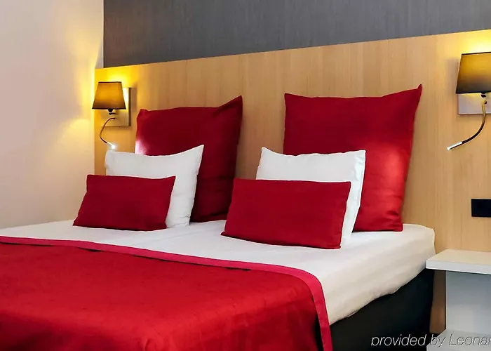 Mercure Schiphol Terminal סכיפהול